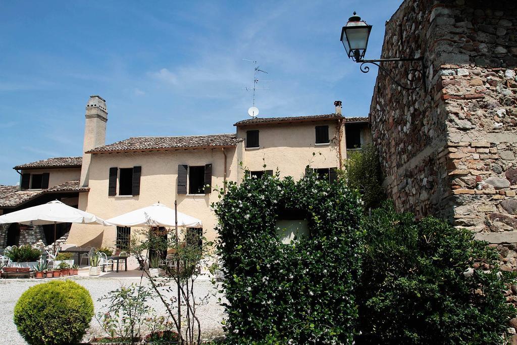 Antico Borgo Acomodação com café da manhã Castellaro  Exterior foto