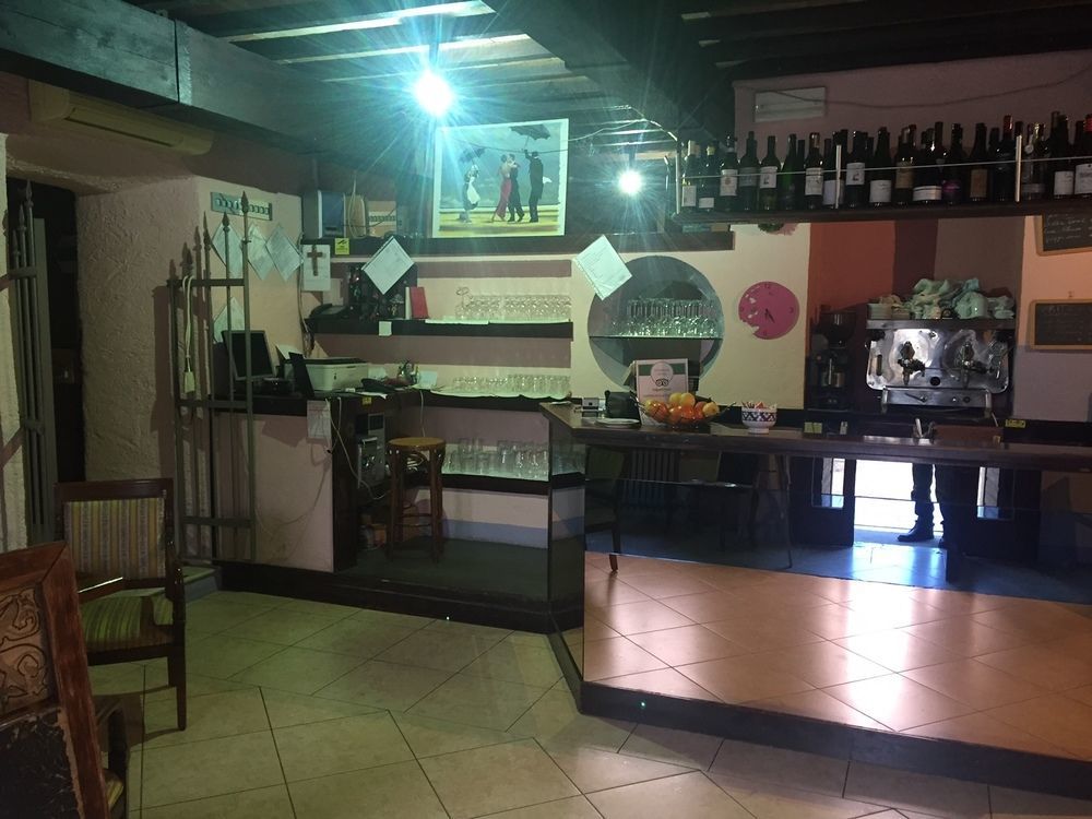 Antico Borgo Acomodação com café da manhã Castellaro  Exterior foto
